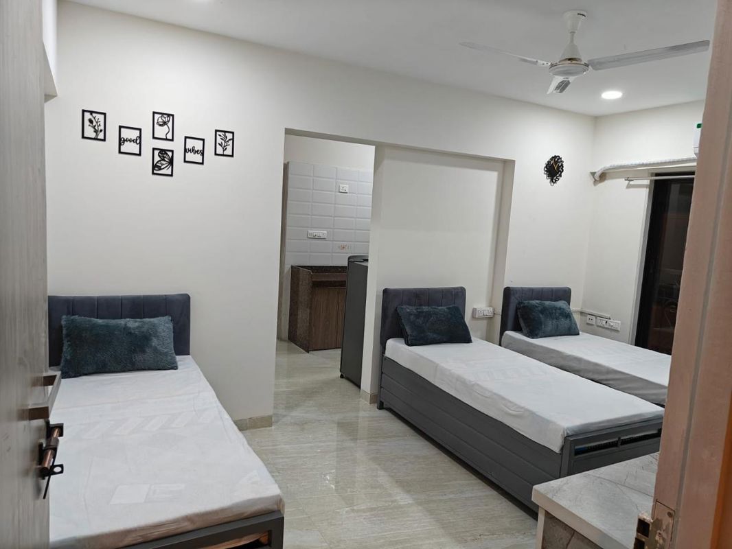 1.5 BHK + Pooja Room Apartment For Rent in Chandiwala Pearl Heaven
