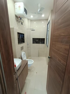 Bathroom in 3 BHK Apartment at BPTP Astaire Garden-Monet Floors, Sector 70a – for Rent