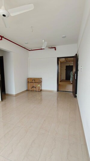 Room in 1 BHK Apartment at Mahindra Alcove, Chandivali – for Rent
