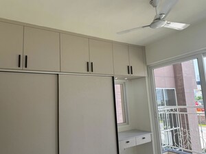 Room in 3 BHK Apartment at Prestige Beverly Hills, Kokapet – for Rent