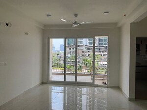 Room in 3 BHK Apartment at Prestige Beverly Hills, Kokapet – for Rent