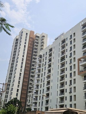3 BHK Apartment – Exterior View View at Pioneer Park Phase 1, Sector 61 - for Rent
