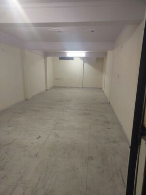 Warehouse For Rent in Karol Bagh