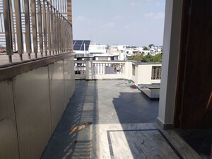 Balcony in 6+ BHK Independent House at Gomti Nagar – for Rent