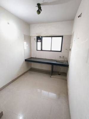 Room in 1 BHK Apartment at Kharadi – for Rent