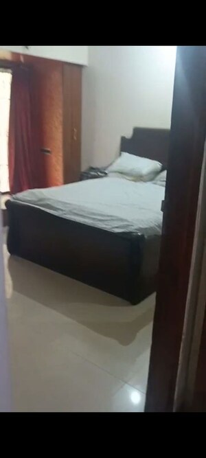 Bedroom in 2 BHK Apartment at K Raheja Palm Court, Malad West – for Rent