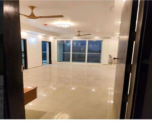 Room in 2 BHK Apartment at Aliens Space Station, Tellapur – for Rent