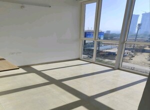Room in 2 BHK Apartment at Aliens Space Station, Tellapur – for Rent