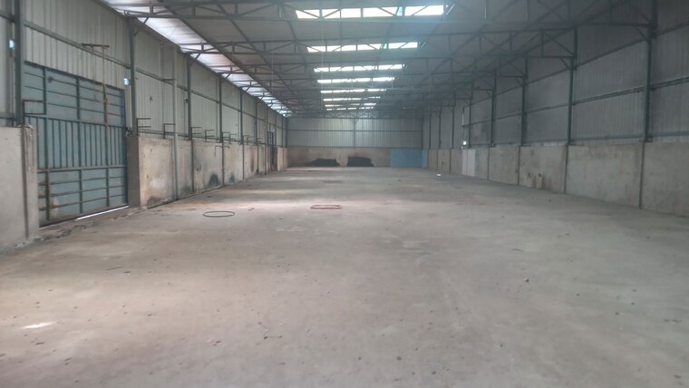  Parking, udyog vihar phase 6 Commercial Warehouse 3500 Sq.Ft. In Udyog Vihar Phase 6 Gurgaon 10373741