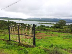  Plot For Sale in Kamgar Putala Vasahat