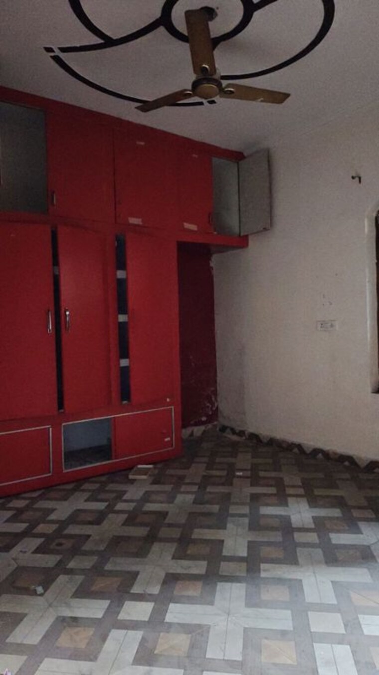 Bathroom, new arya nagar 6+ Bedroom 200 Sq.Yd. Independent House In New Arya Nagar Ghaziabad 10373676