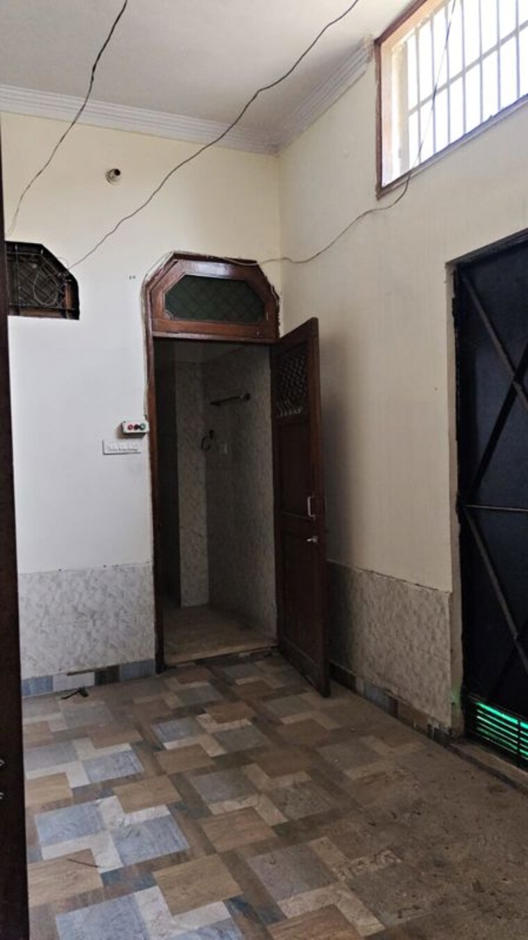 undefined, new arya nagar 6+ Bedroom 200 Sq.Yd. Independent House In New Arya Nagar Ghaziabad 10373676