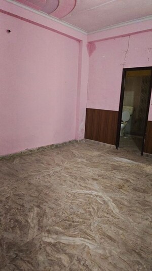 Room in 2 BHK Builder Floor at Bihari Nagar – for Sale
