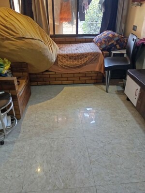 Room in 1 BHK Apartment at Anamaya CHS, Andheri East – for Sale