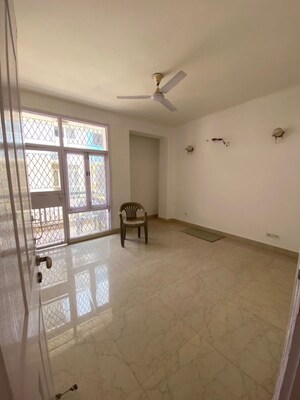 Room in 3 BHK Apartment at Emaar Gurgaon Greens, Sector 102 – for Rent