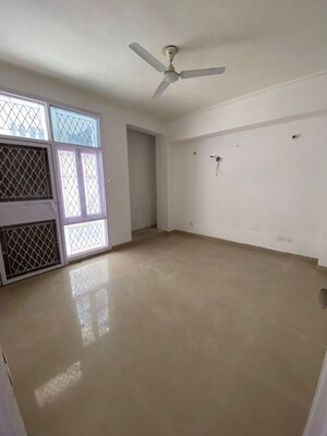 Room in 3 BHK Apartment at Emaar Gurgaon Greens, Sector 102 – for Rent