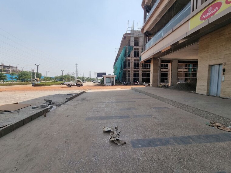 Exterior View, capital-central-market Commercial Office Space 1756 Sq.Ft. In Sector 79 Faridabad 10373822