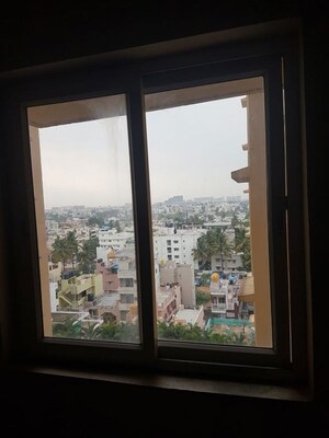 Room in 2 BHK Apartment at Plama Heights, Hennur – for Rent