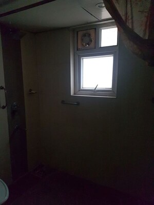 Room in 2 BHK Apartment at Plama Heights, Hennur – for Rent