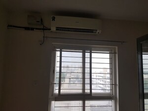 Room in 2 BHK Apartment at Plama Heights, Hennur – for Rent