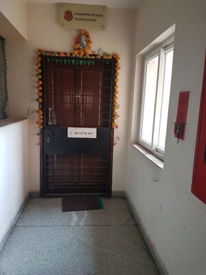 Furnished Amenities in 2 BHK Apartment at Plama Heights, Hennur – for Rent