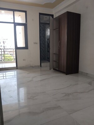 Room in 1 BHK Builder Floor at Neb Sarai – for Rent