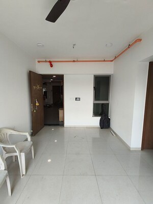 Room in 2 BHK Apartment at Kalpataru Immensa, Kolshet Road – for Sale