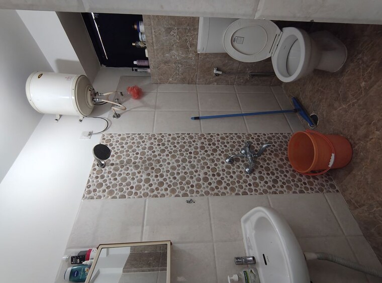 Bathroom, hsr layout sector 3 2 Bedroom 950 Sq.Ft. Independent House In Hsr Layout Sector 3 Bangalore 10373903