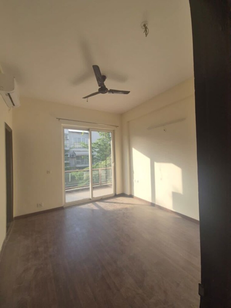 Room, bptp-amstoria 4 Bedroom 4500 Sq.Ft. Apartment In Sector 102 Gurgaon 10373914