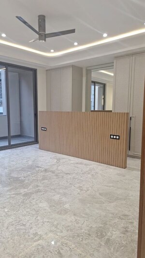 Room in 5 BHK Builder Floor at Raj Nagar Extension – for Sale