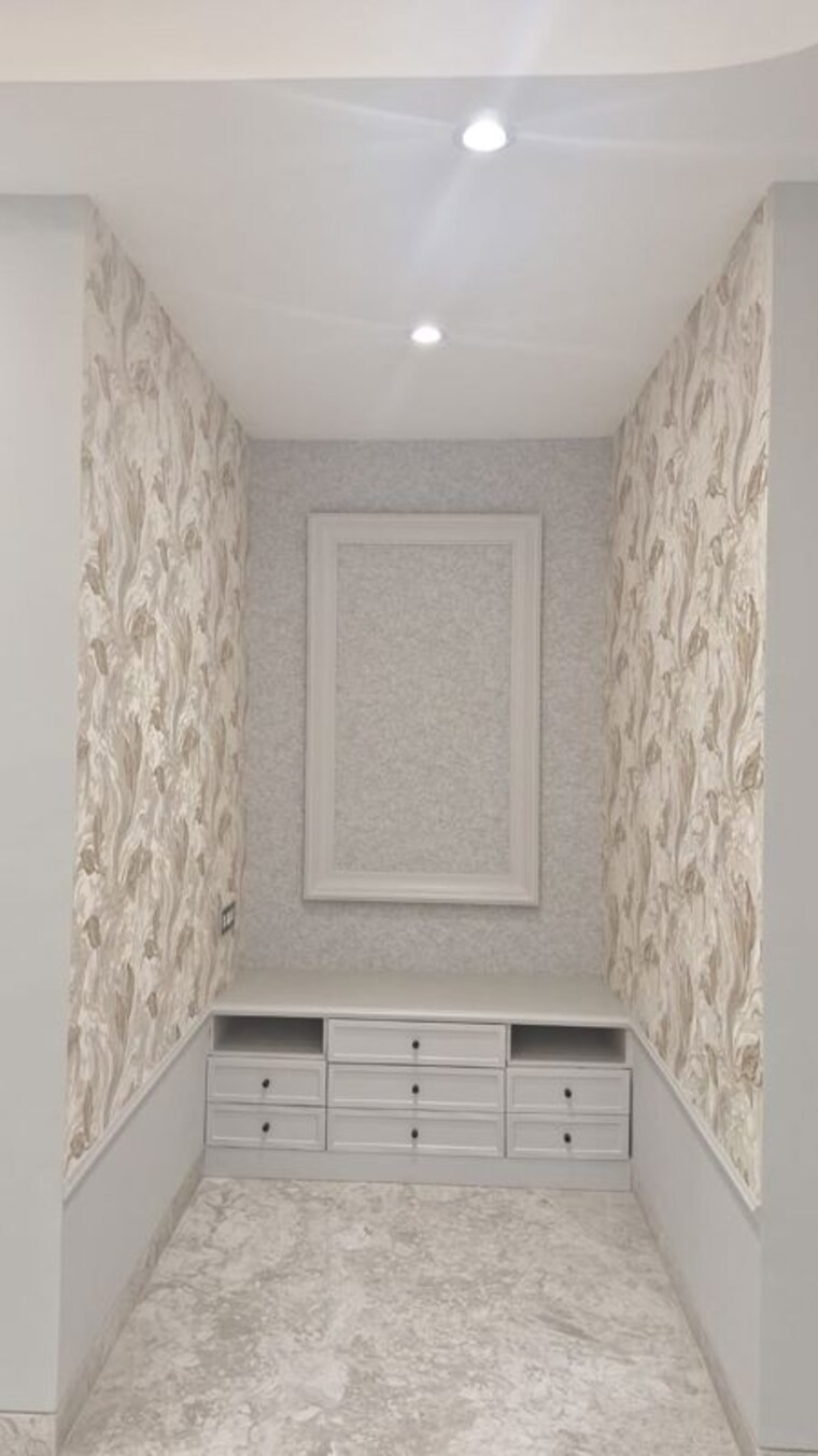 Bathroom, raj nagar extension 5 Bedroom 500 Sq.Yd. Builder Floor In Raj Nagar Extension Ghaziabad 10373891