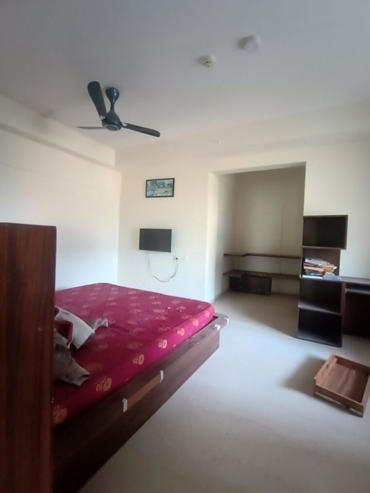 Bedroom, gera-trinity-towers 3.5 Bedroom 2300 Sq.Ft. Penthouse In Kharadi Pune 10373871