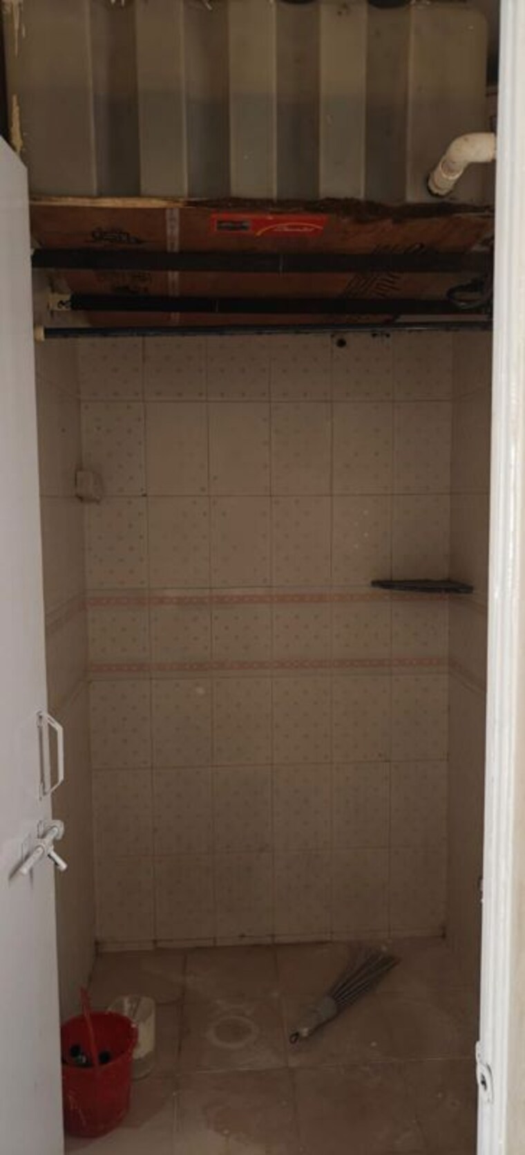 Bathroom, sainikwadi 2 Bedroom 950 Sq.Ft. Apartment In Sainikwadi Pune 10373970