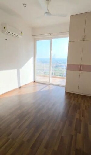 2 BHK Apartment For Sale in Capital Residency 360, Sector 70a