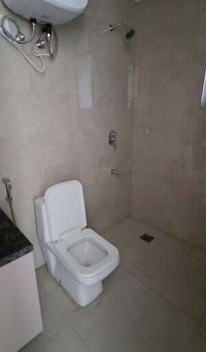 Bathroom in 2 BHK Apartment at Capital Residency 360, Sector 70a – for Sale