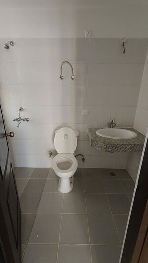 Bathroom in 3.5 BHK Apartment at KLJ Greens, Sector 77 – for Sale