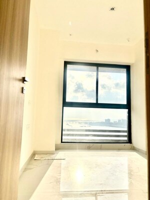 Room in 2 BHK Apartment at Prescon Midtown Bay, Mahim West – for Rent