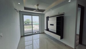 Room in 3 BHK Apartment at Sector 120 – for Rent