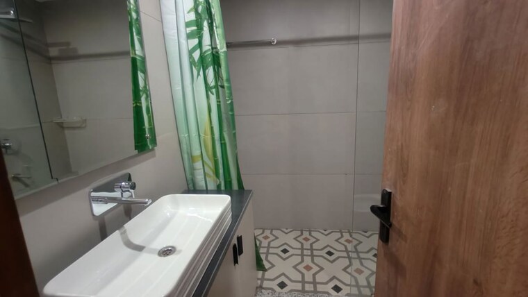 Balcony, dlf phase v 3 Bedroom 2021 Sq.Ft. Builder Floor In Dlf Phase V Gurgaon 10374044