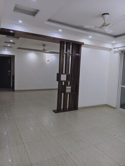 4 BHK + Pooja Room,Servant Room Apartment For Rent in 3C Lotus Panache
