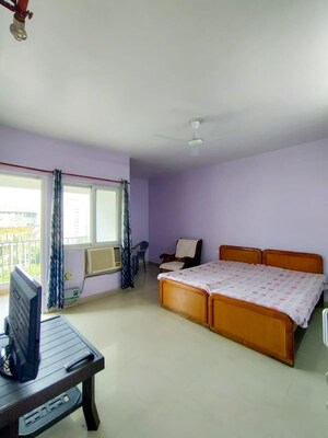 Bedroom in 2 BHK Apartment at Kaveri Apartment, Gomti Nagar – for Rent