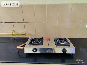 Furnished Amenities in 2 BHK Apartment at Kaveri Apartment, Gomti Nagar – for Rent