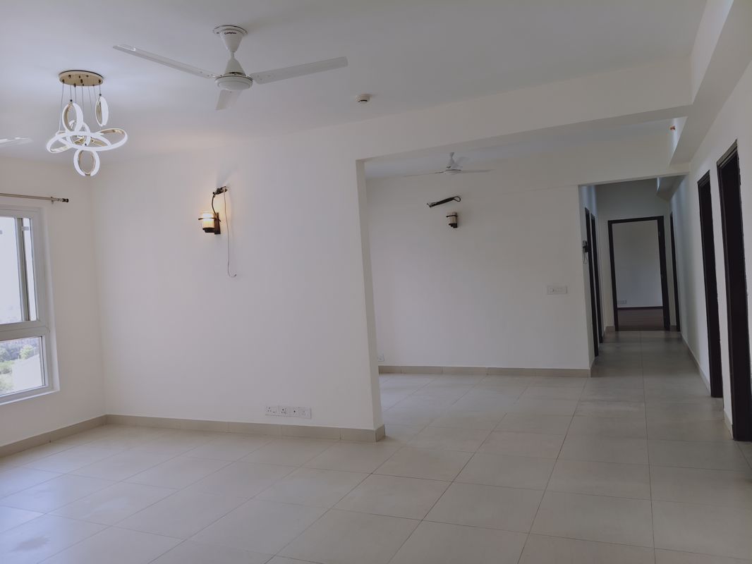 4 BHK + Servant Room Apartment For Rent in 3C Lotus Panache