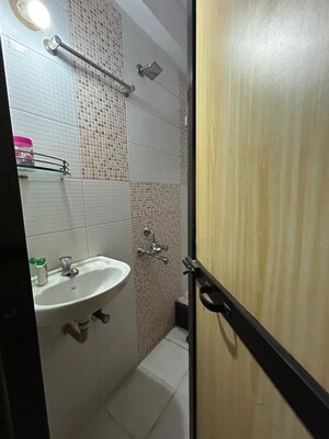 Bathroom in 2 BHK Apartment at Grow More Tower, Kharghar – for Rent