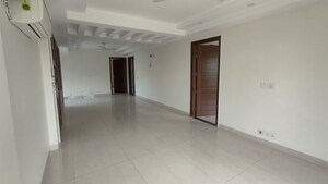 Room in 3 BHK Builder Floor at Sector 45 – for Rent