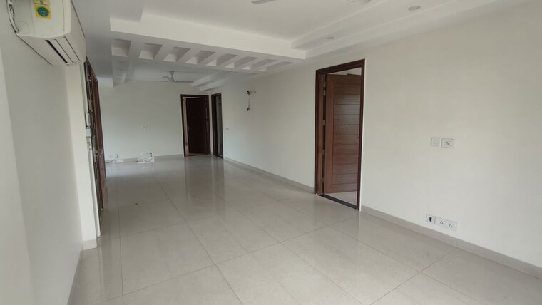Room, sector 45 3 Bedroom 2450 Sq.Ft. Builder Floor In Sector 45 Gurgaon 10374107