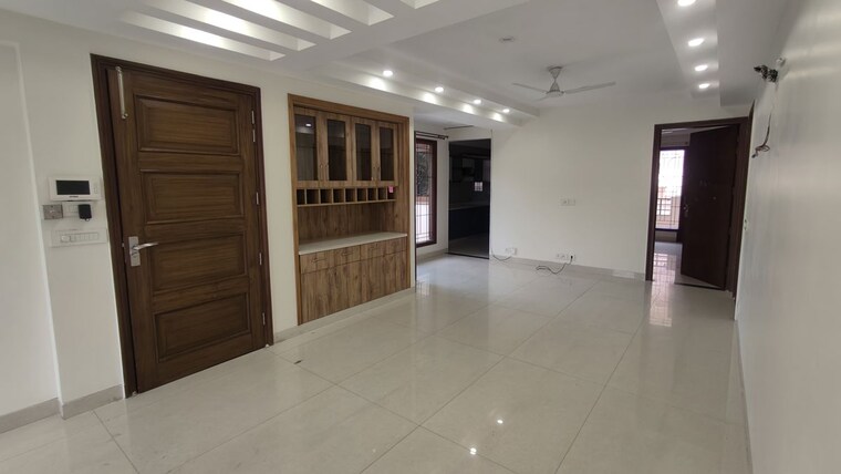 Room, sector 45 3 Bedroom 2450 Sq.Ft. Builder Floor In Sector 45 Gurgaon 10374107