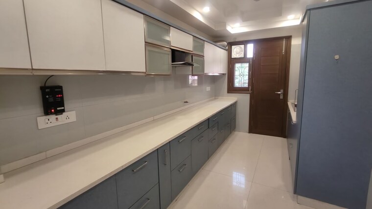 Kitchen, sector 45 3 Bedroom 2450 Sq.Ft. Builder Floor In Sector 45 Gurgaon 10374107