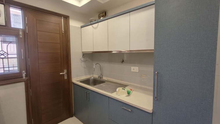 Kitchen, sector 45 3 Bedroom 2450 Sq.Ft. Builder Floor In Sector 45 Gurgaon 10374107