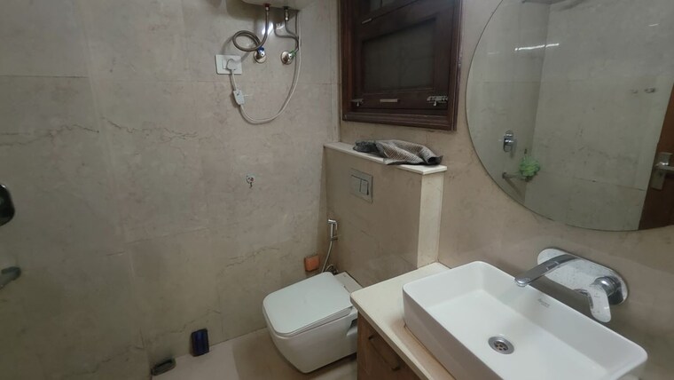 Bathroom, sector 45 3 Bedroom 2450 Sq.Ft. Builder Floor In Sector 45 Gurgaon 10374107